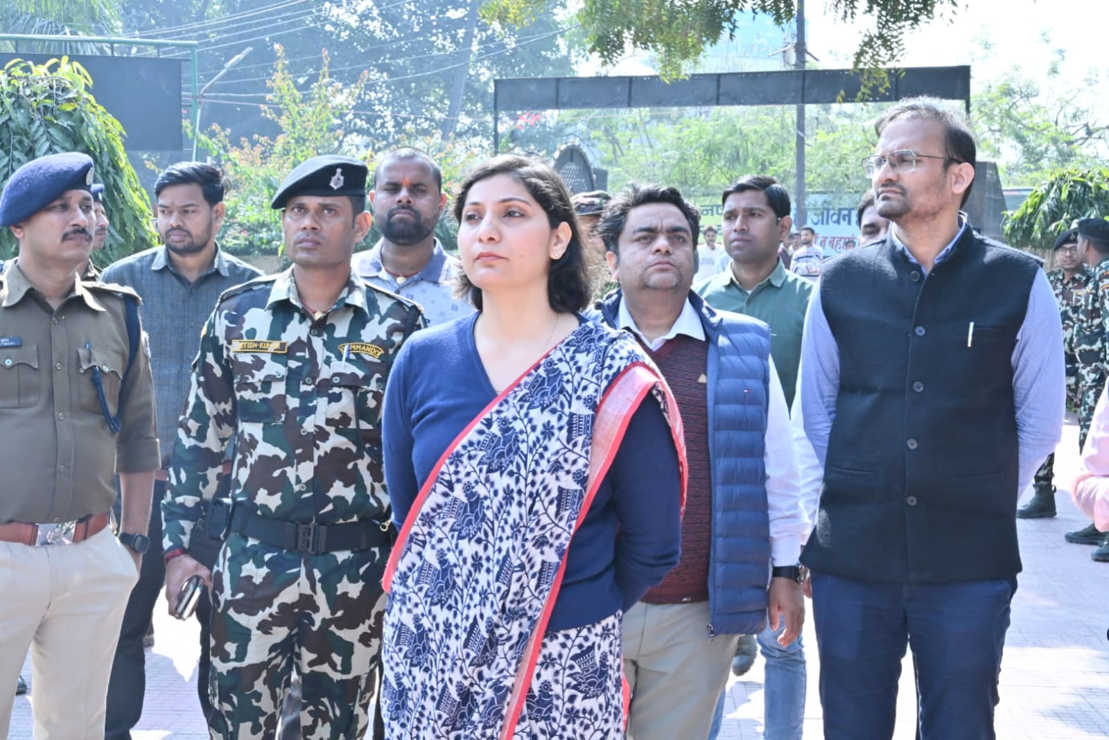 बक्सर जिला अधिकारी का निर्देश रामरेखा घाट पर आने वाले लोगों के लिए पार्किंग स्थल 15 दिनों के अंदर बनाने का निदेश दिया गया।